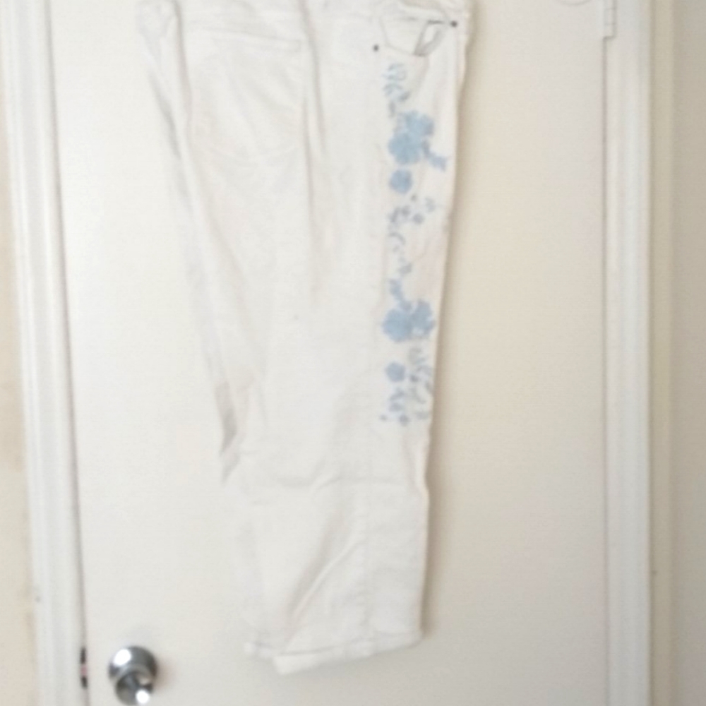 Light blue and white jean capris